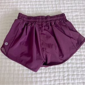 Lululemon hotty hot shorts!